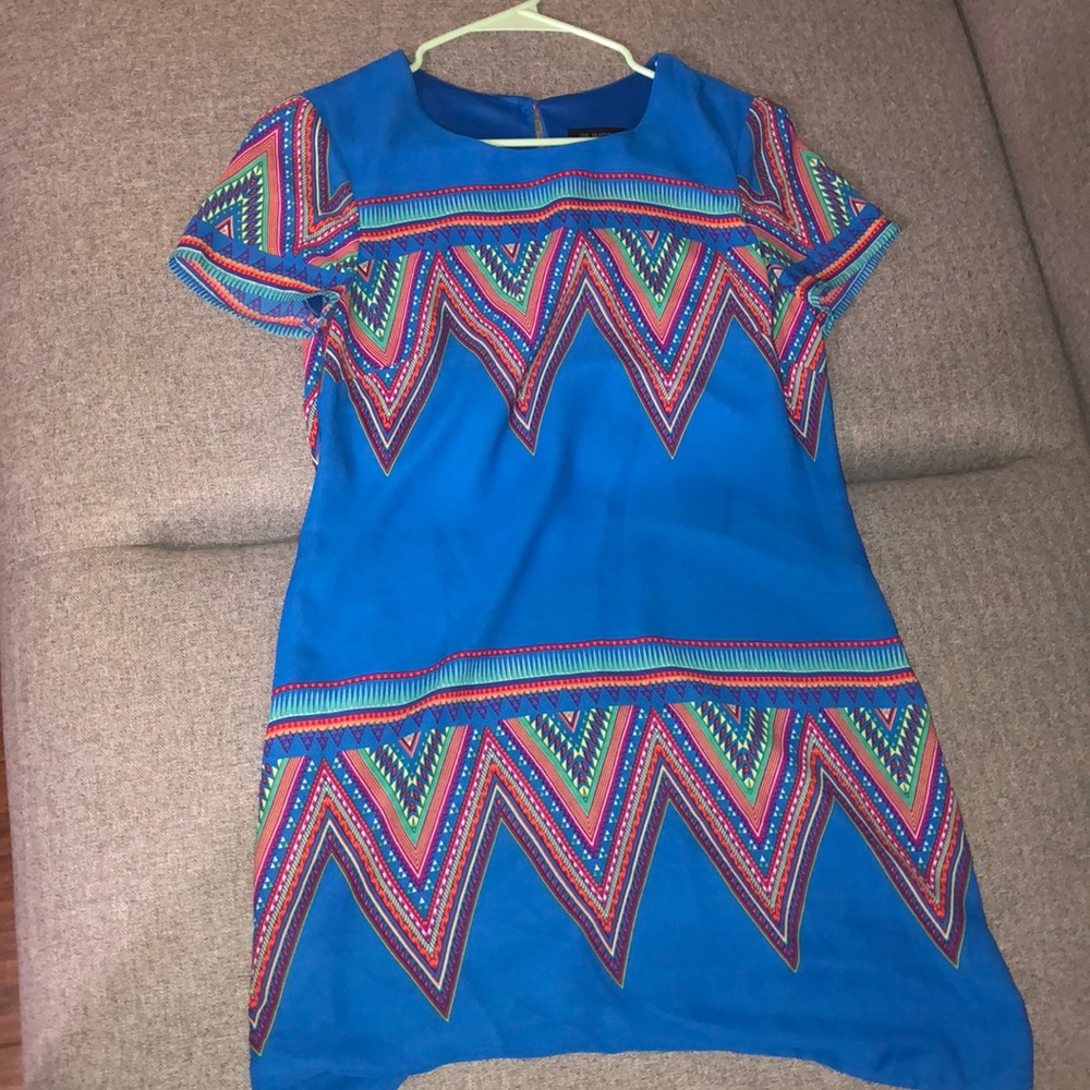 Blue pattern mini dress